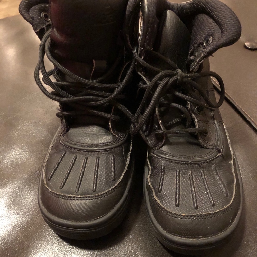 Nike ACG Woodside Trail Rain Duck Boots Size 2.5Y